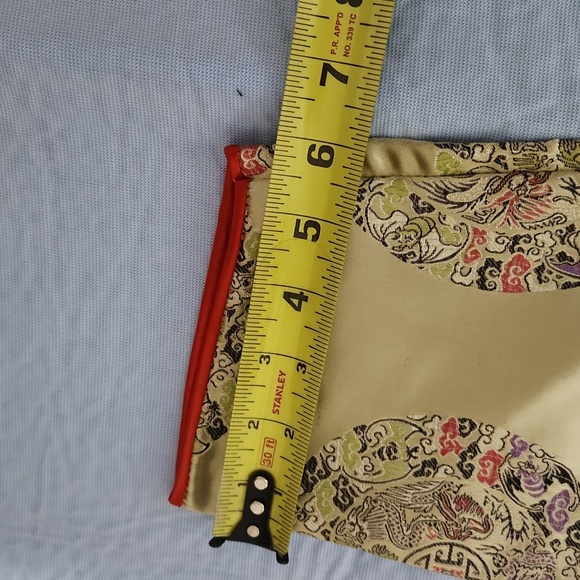 Tradiotional ChineseKids Cream and Red Set Size 15. - Picture 10 of 15